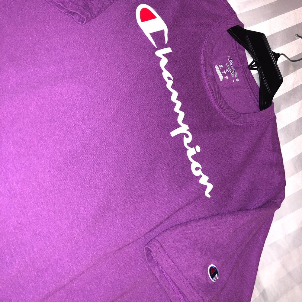 Champion magenta purple t shirt AUTHENTIC - Picture 2 of 5